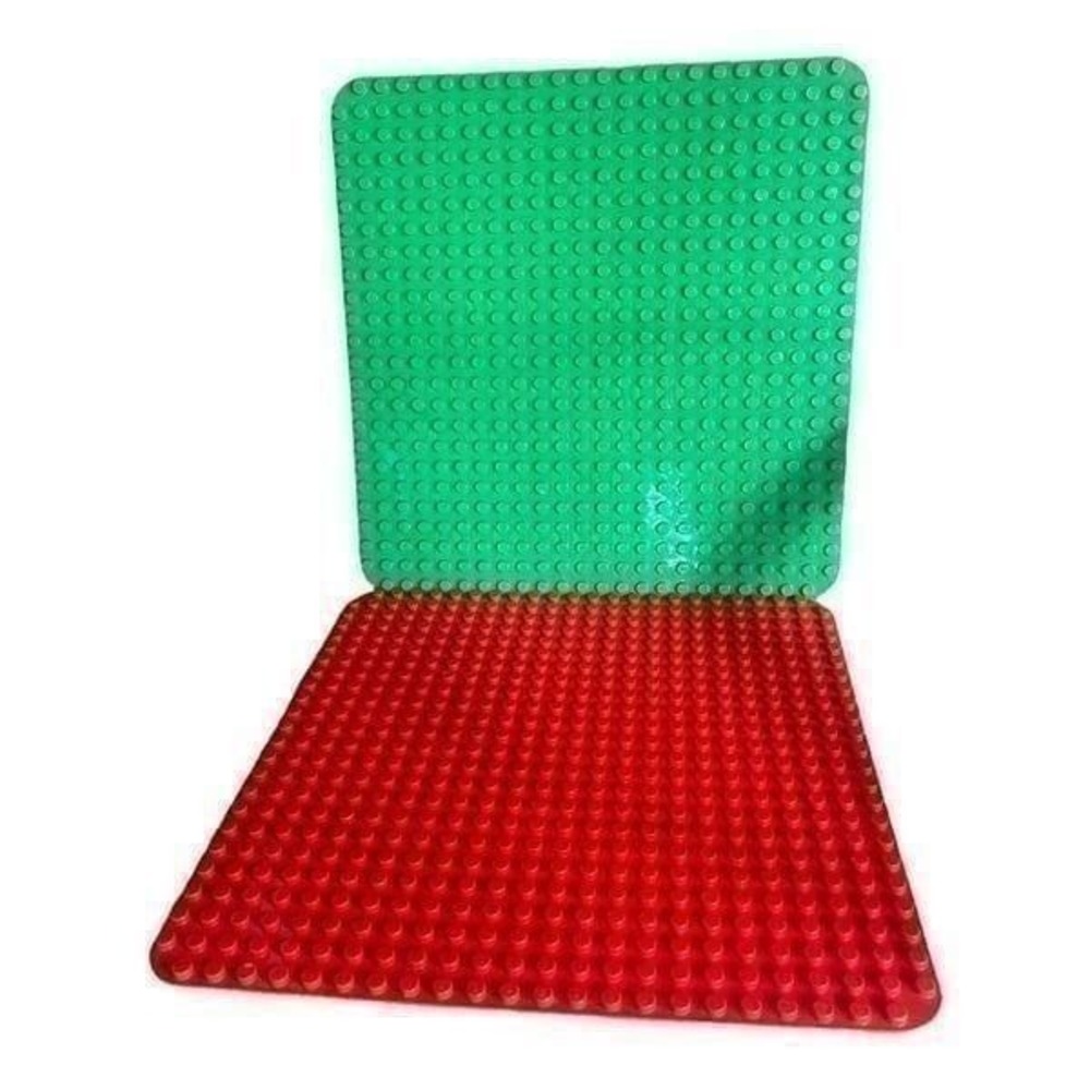 Two Lego‎ Duplo Base Boards Green Large 22 X 22 Studs 38 CM X 38 CM Vintage